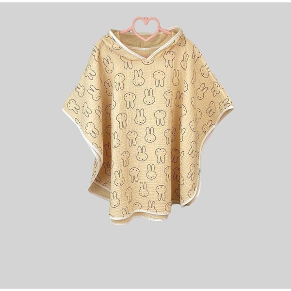 Пончо дитяче "Зайки на бежевому" Decoza Moms (poncho-MS027) poncho-MS027 фото