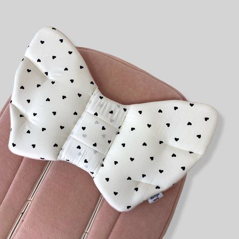 Подушка у візок "Крила Ангела" Сердечка на молочному і пудра велюр Decoza Moms (Pillow-S2646-W02)