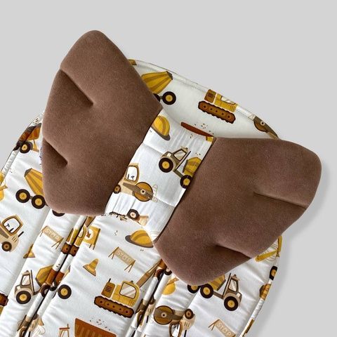 Подушка у візок "Крила Ангела" Будівельна техніка і коричневий велюр Decoza Moms (Pillow-S2654-W003)