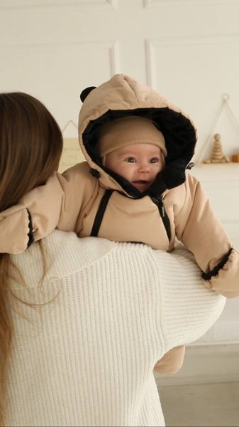 Зимний комбинезон с закрытыми ножками "Бежевый" Decoza Moms (zimakomb03-PM009) 56-62 см
