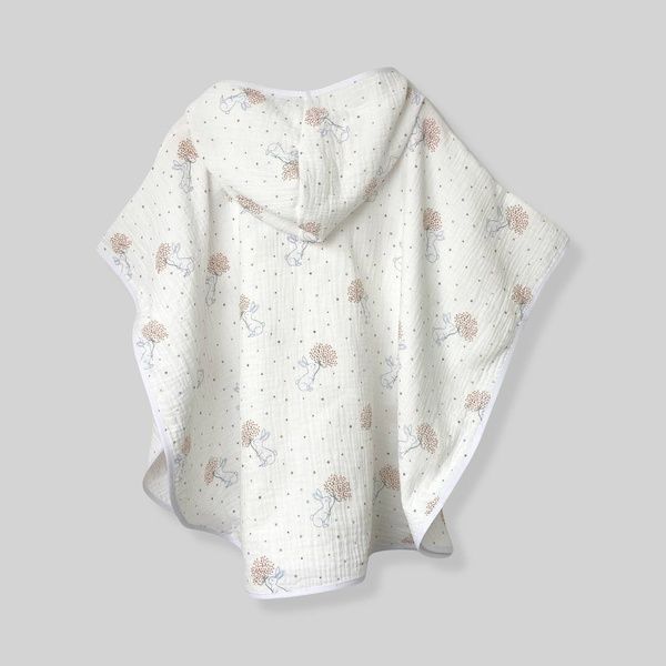 Пончо муслінове дитяче "Зайки з квітами" Decoza Moms (poncho-ms042)